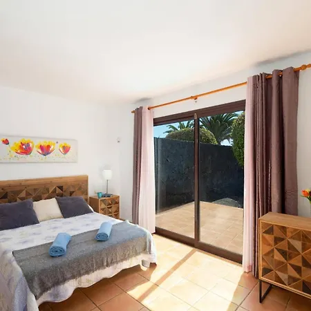 Flamingo By ヴィラ